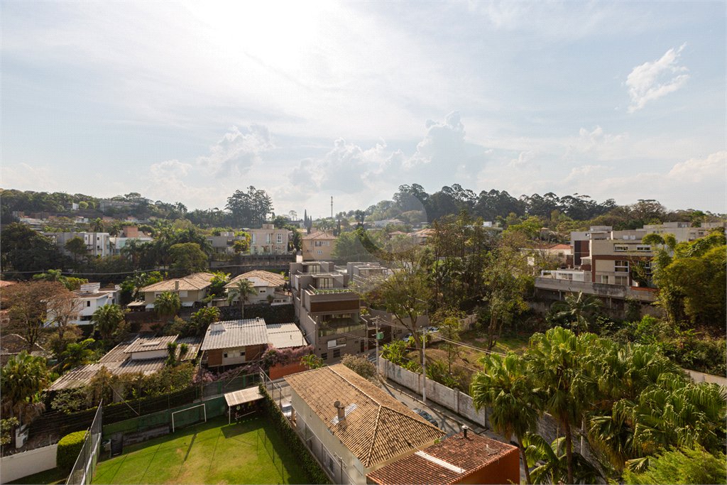 Apartamento à venda com 4 quartos, sendo 3 suítes,  em Real Parque, São Paulo, SP