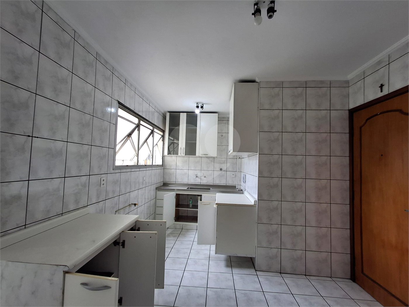 Apartamento a venda na Vila Clementino com dois dormitórios