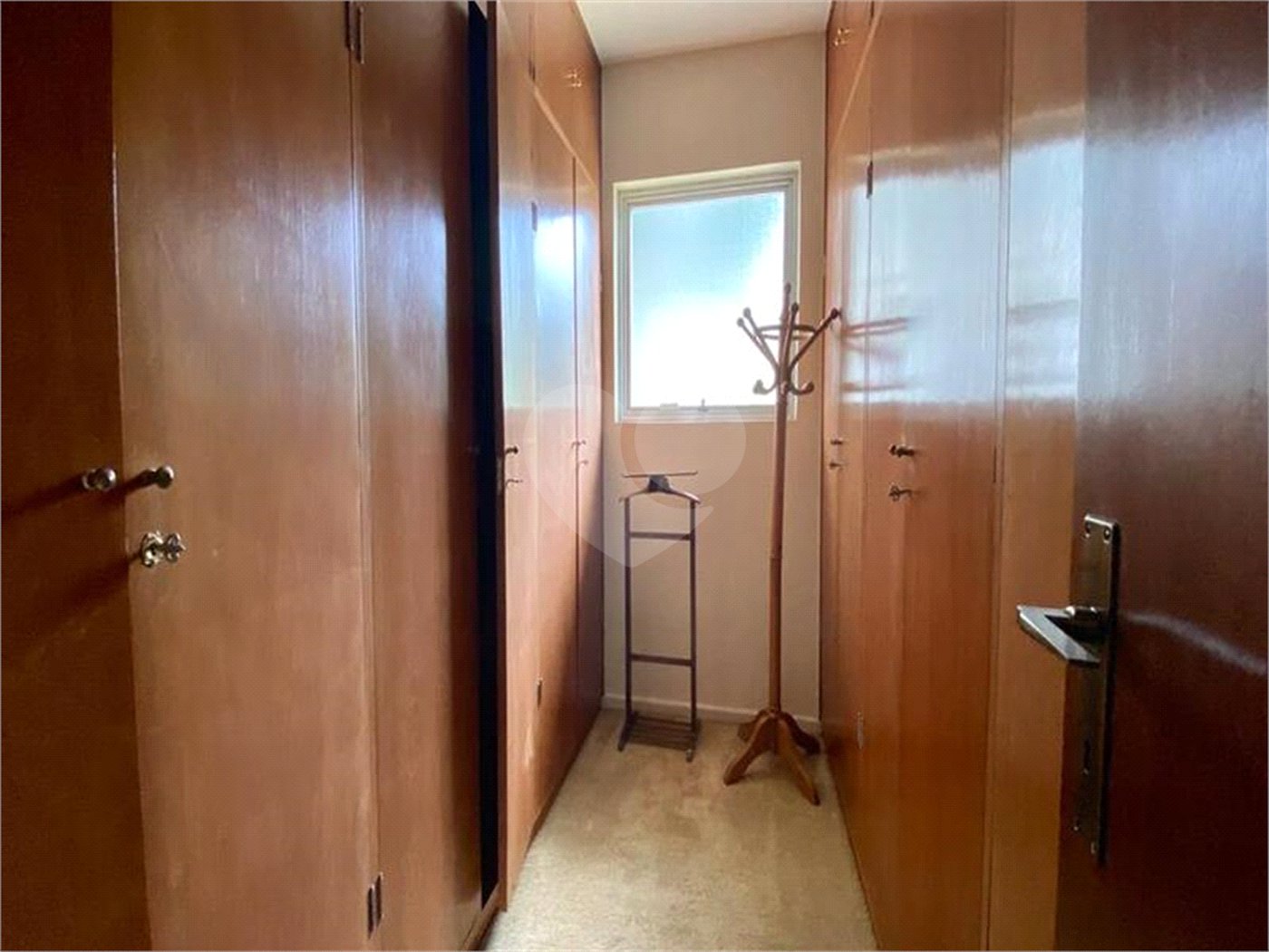 Sobrado à venda com 4 quartos, sendo 1 suíte,  em Jardim São Bento, São Paulo, SP