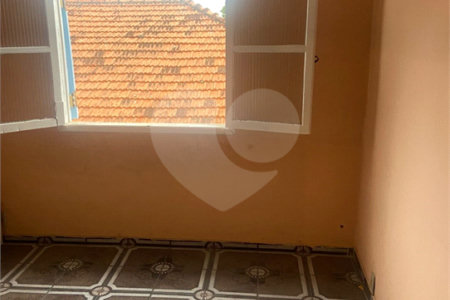 Sobrado à venda com 4 quartos, sendo 2 suítes, em Vila Ruth, Poá, SP