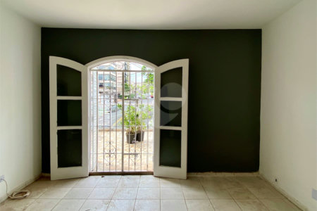 Casa à venda com 3 quartos, sendo 2 suítes, em Vila Progredior, São Paulo, SP