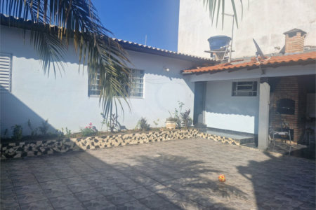 Casa à venda com 4 quartos, sendo 1 suíte, em Jardim Planalto, Salto, SP
