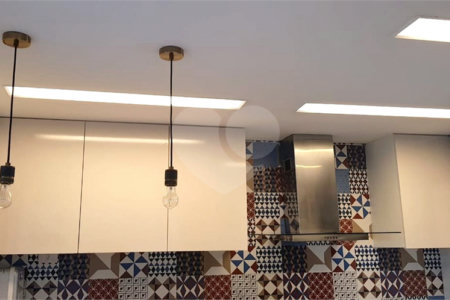 Apartamento à venda com 3 quartos, sendo 1 suíte, em Moema, São Paulo, SP