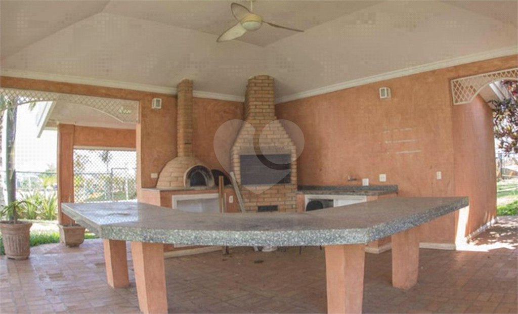 Apartamento à venda com 2 quartos em Vossoroca, Votorantim, SP