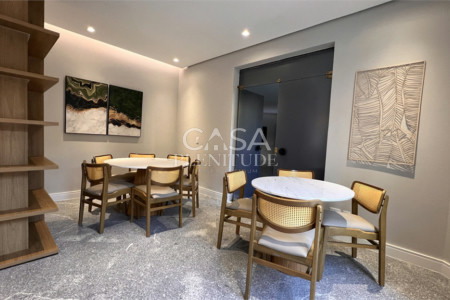 Apartamento à venda com 4 quartos, sendo 1 suíte,  em Vila Mariana, São Paulo, SP