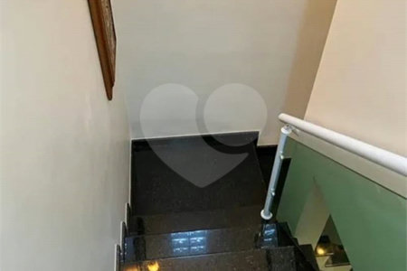 Sobrado à venda com 4 quartos, sendo 1 suíte, em Ipiranga, São Paulo, SP