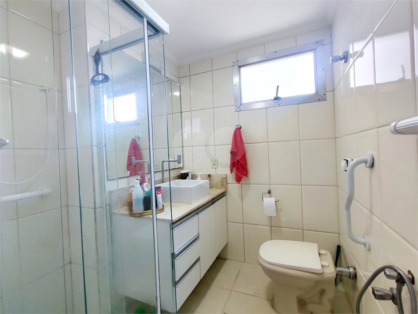 Apartamento à venda com 3 quartos, sendo 1 suíte, em Alto da Boa Vista, São Paulo, SP