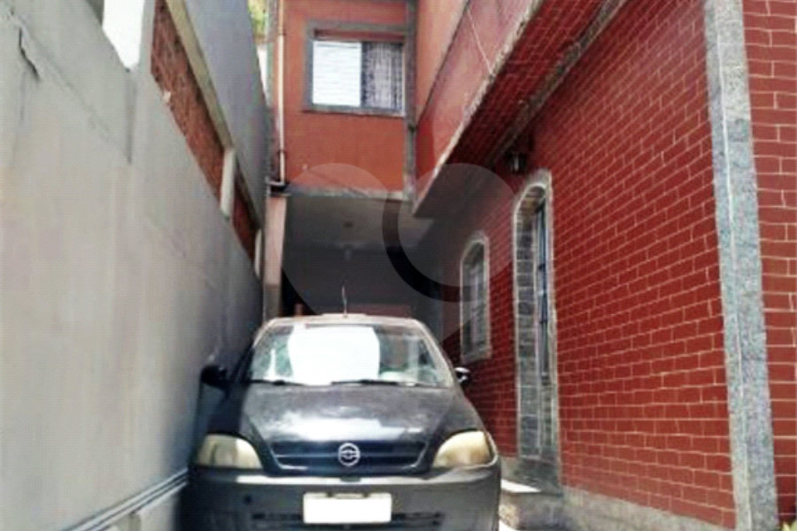 Sobrado à venda com 4 quartos em Parada Inglesa, São Paulo, SP