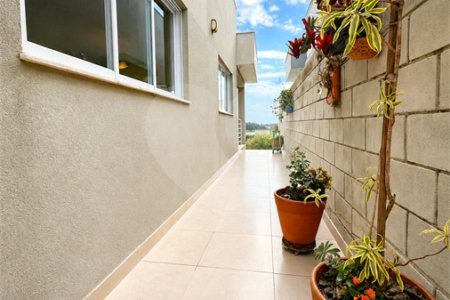 Casa à venda com 3 suítes no condomínio Via Castelli, Louveira - SP