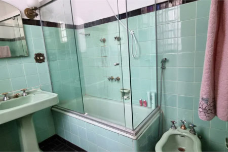 Sobrado à venda com 4 quartos, sendo 1 suíte, em Água Branca, São Paulo, SP