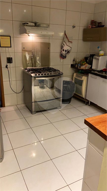 Sobrado à venda com 3 quartos, sendo 1 suíte,  em Parque Continental II, Guarulhos, SP