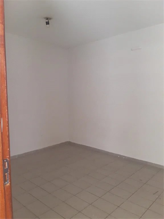 Sobrado à venda com 3 quartos, sendo 1 suíte, em Jardim Bonfiglioli, São Paulo, SP