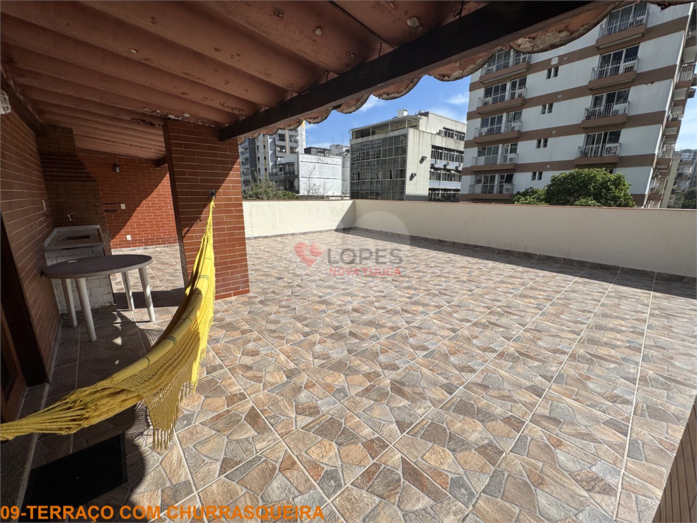 Cobertura à venda com 3 quartos, sendo 1 suíte, em Tijuca, Rio de Janeiro, RJ