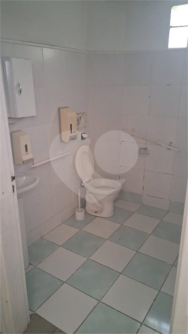 Salão Comercial à venda ou para alugar em Vila Oliveira, Mogi das Cruzes, SP