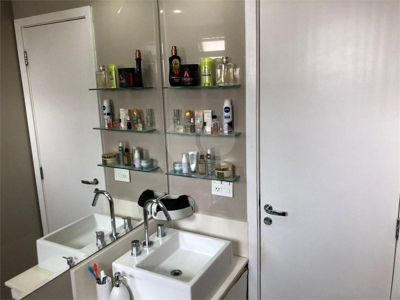 Apartamento à venda com 3 quartos, sendo 1 suíte, em Jardim Ampliação, São Paulo, SP