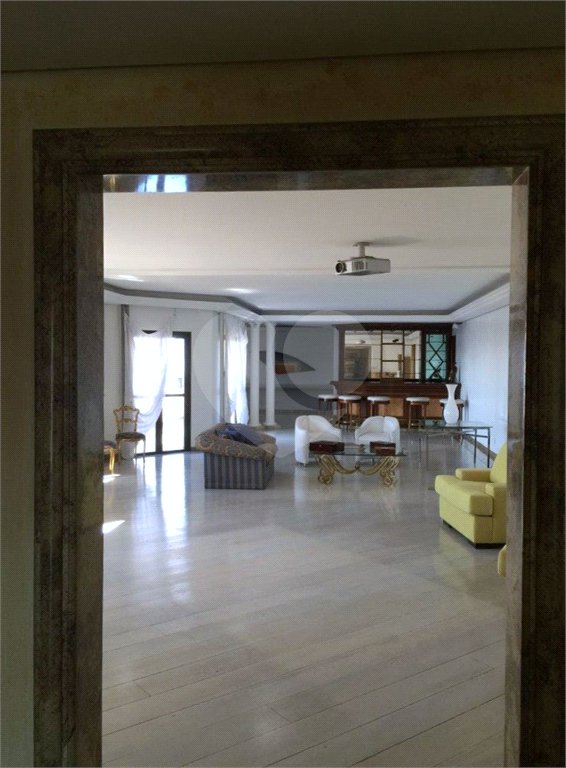 Apartamento à venda com 4 quartos, sendo 3 suítes, em Bosque da Saúde, São Paulo, SP