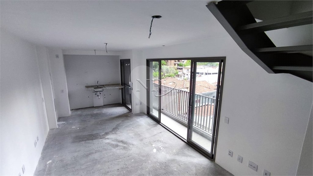 Apartamento à venda com 3 quartos, sendo 2 suítes,  em Moema, São Paulo, SP