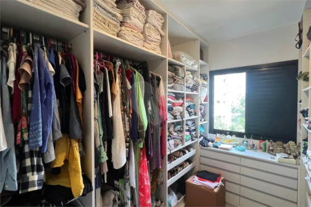 Apartamento à venda com 2 quartos, sendo 1 suíte,  em Vila Madalena, São Paulo, SP