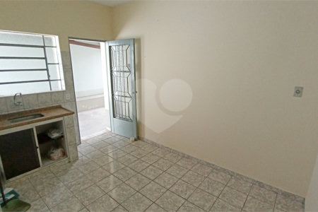 Casa à venda com 3 quartos em Vila Santana, Valinhos, SP