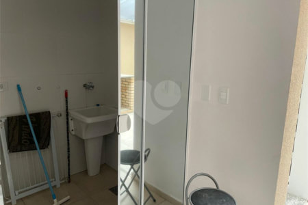 Casa à venda com 2 quartos, sendo 1 suíte, no condomínio Firenze, Sorocaba - SP