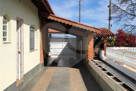 Casa Térrea para alugar com 3 quartos, sendo 1 suíte, em Jardim Alvinópolis, Atibaia, SP