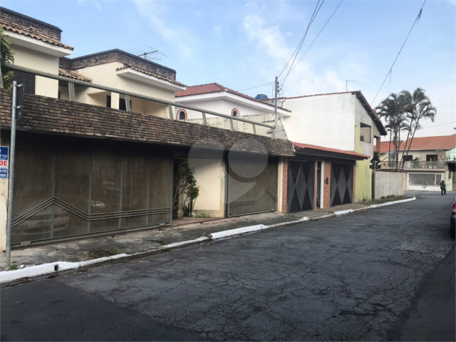 Sobrado à venda com 5 quartos, sendo 1 suíte,  em Tremembé, São Paulo, SP