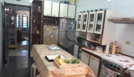 Sobrado à venda com 4 quartos, sendo 1 suíte, em Santana, São Paulo, SP