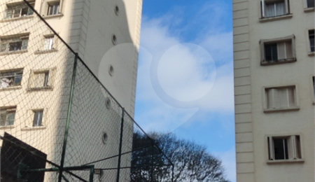 Apartamento à venda com 3 quartos, sendo 1 suíte,  em Jardim Taboão, São Paulo, SP