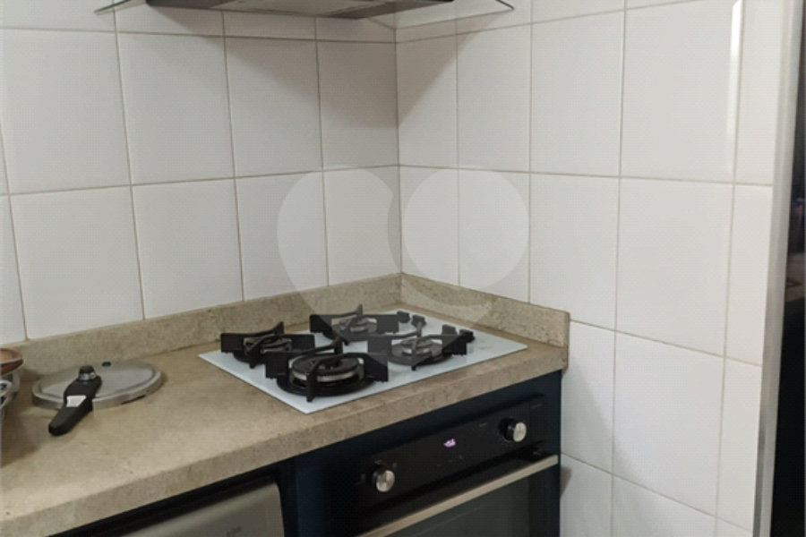 Sobrado à venda com 3 quartos, sendo 1 suíte,  em Parque Peruche, São Paulo, SP