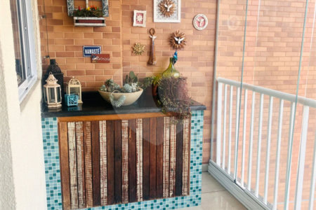 Apartamento à venda com 2 quartos, sendo 1 suíte, em Vila Firmiano Pinto, São Paulo, SP