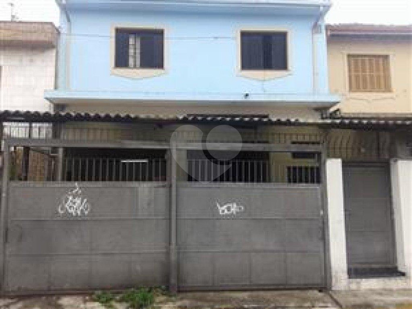 Sobrado à venda com 4 quartos em Carandiru, São Paulo, SP