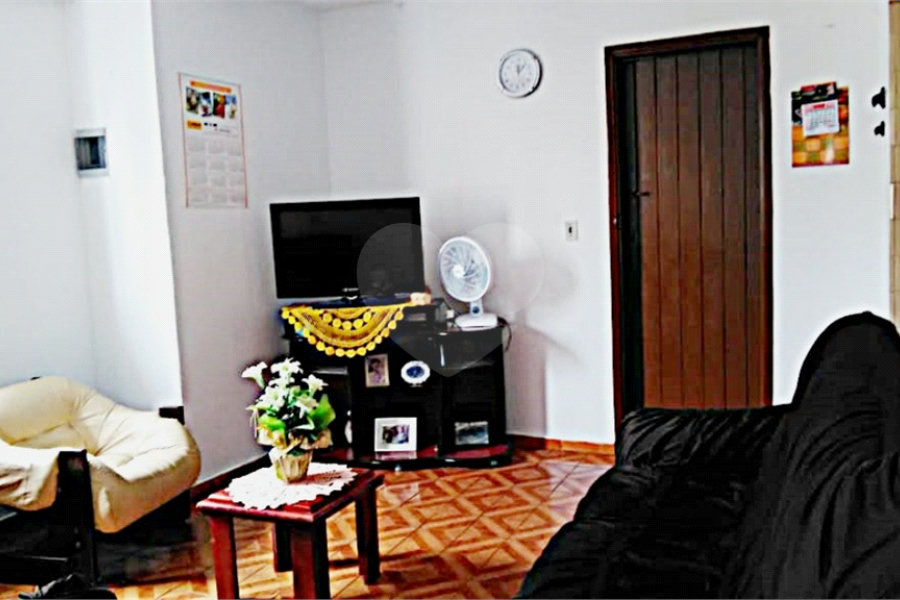 Sobrado à venda com 6 quartos em Horto Florestal, São Paulo, SP
