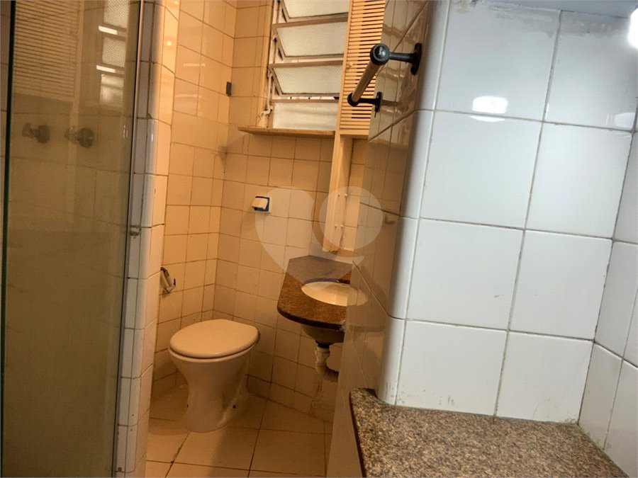 Apartamento à venda com 2 quartos, sendo 1 suíte, em Lagoa, Rio de Janeiro, RJ