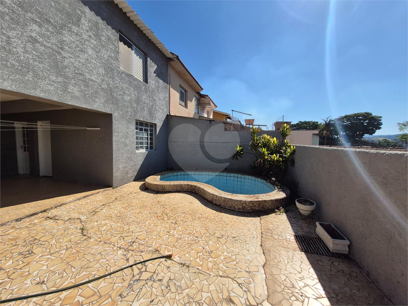 Casa à venda com 3 quartos, sendo 1 suíte, em Vila Salles, Atibaia, SP