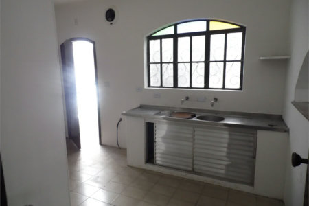 Casa à venda com 5 quartos, sendo 3 suítes, em Vila São Francisco, São Paulo, SP