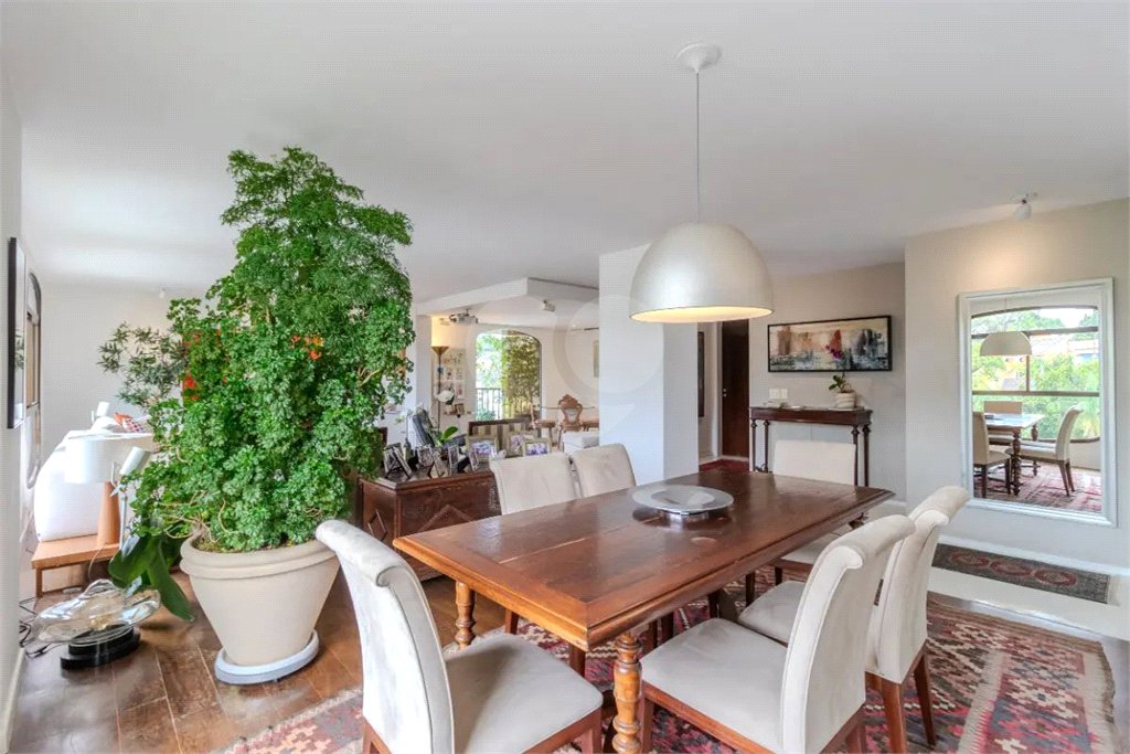Apartamento à venda com 3 suítes em Vila Morumbi, São Paulo, SP