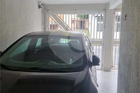 Sobrado à venda com 3 quartos, sendo 1 suíte,  em Vila Dom Pedro II, São Paulo, SP
