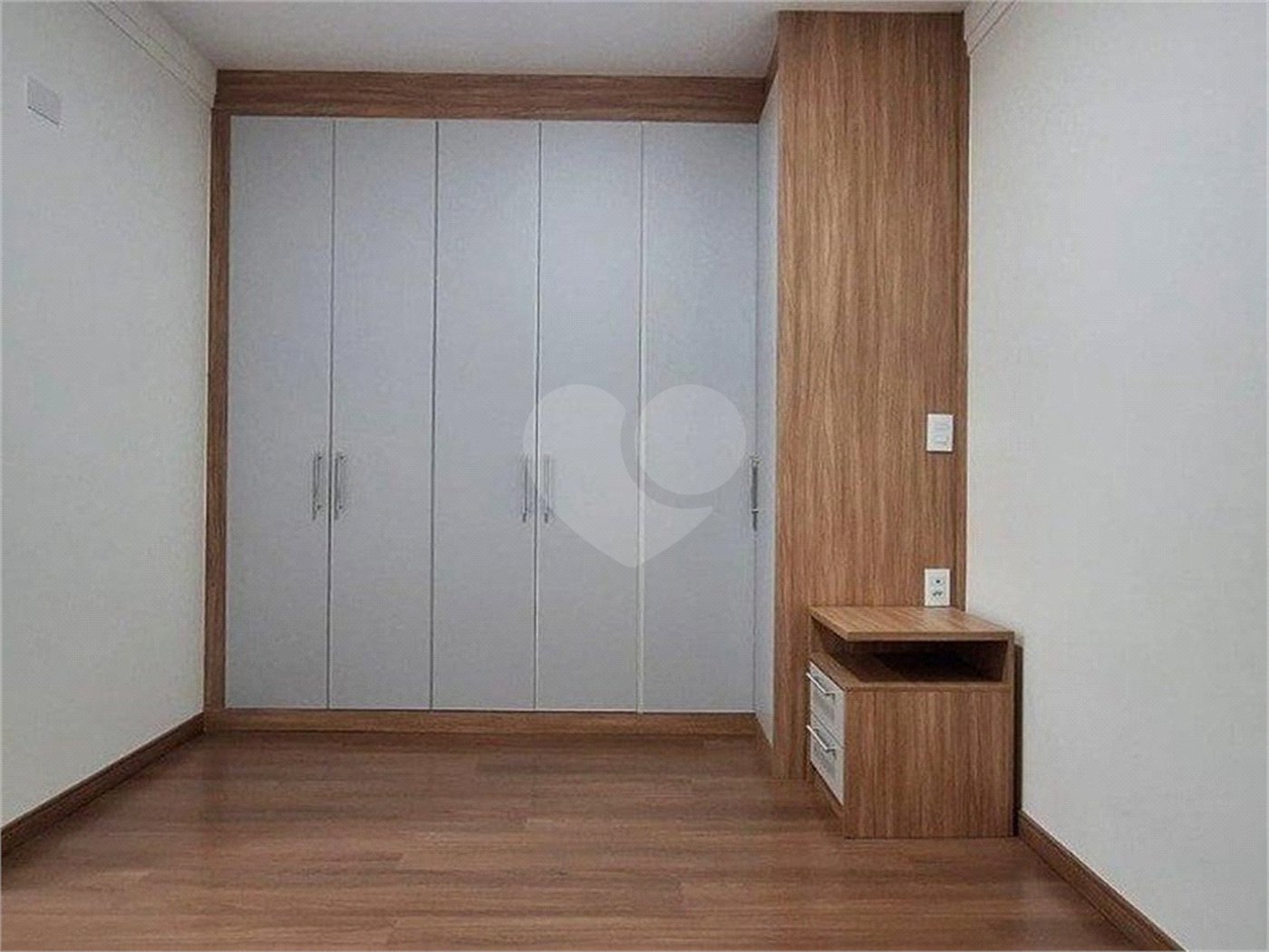 Apartamento à venda com 3 quartos, sendo 1 suíte, em Parque Campolim, Sorocaba, SP