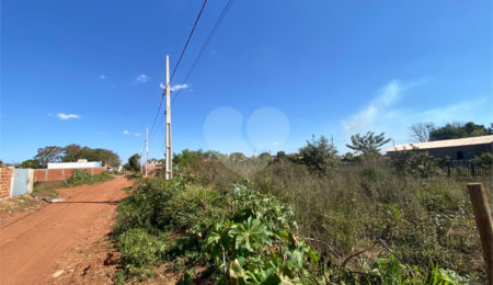 Terreno à venda no condomínio Terreno na Rua Realeza,500, Ponta Porã - MS