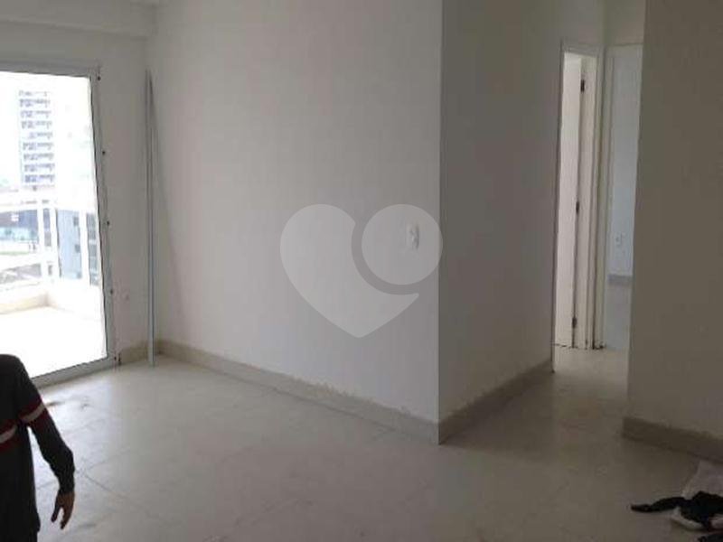 Apartamento à venda com 2 quartos, sendo 1 suíte, em Água Branca, São Paulo, SP