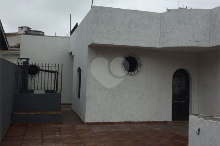 Sobrado à venda com 4 quartos, sendo 1 suíte,  em Santo Amaro, São Paulo, SP