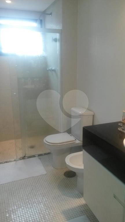 Apartamento à venda com 3 suítes em Vila Suzana, São Paulo, SP