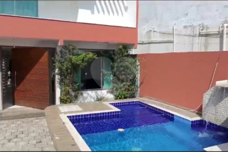 Casa à venda com 4 suítes no Centro, Santa Cruz Cabrália, BA