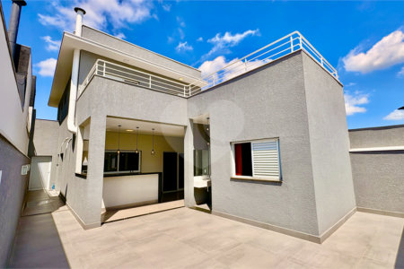 Casa à venda com 4 quartos, sendo 1 suíte,  no condomínio Villagio Milano, Sorocaba - SP