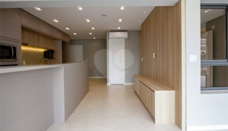 Apartamento à venda com 3 quartos, sendo 2 suítes,  em Brooklin Paulista, São Paulo, SP