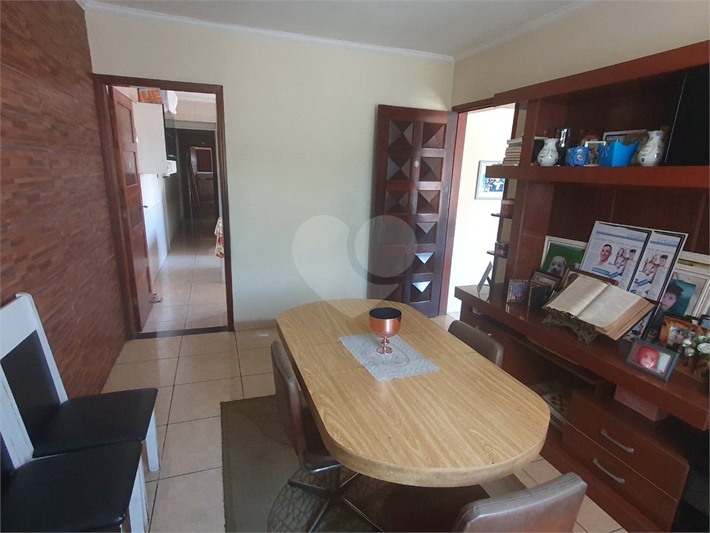 Casa Térrea à venda com 3 quartos, sendo 1 suíte, no Centro, Poá, SP