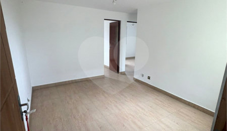 Casa para alugar com 2 quartos no condomínio Estrada do Preju, Itaquaquecetuba - SP