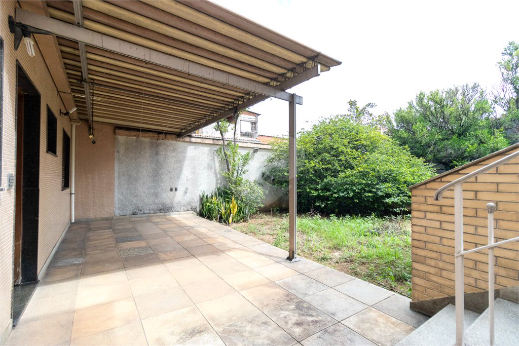 Sobrado à venda com 3 suítes em Vila Carrão, São Paulo, SP
