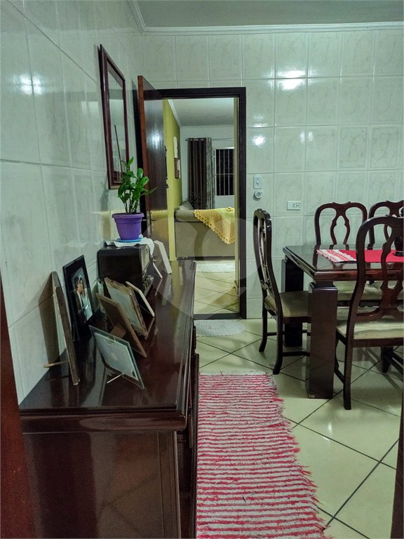Sobrado à venda com 2 quartos, sendo 1 suíte, em Jardim Vale das Virtudes, São Paulo, SP