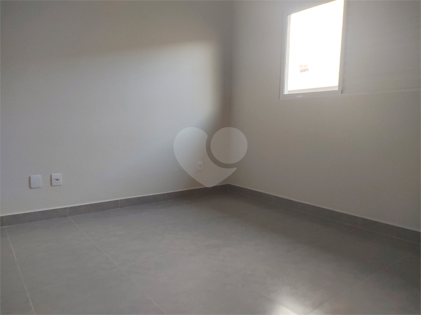 Casa Térrea à venda com 3 suítes em Jardim do Lago, Atibaia, SP